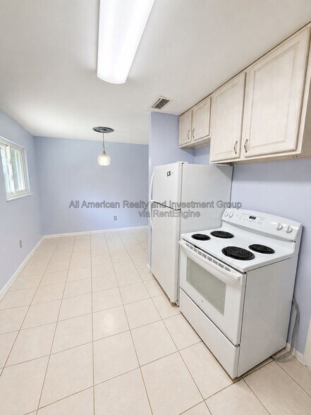 Building Photo - 66 Eglin St