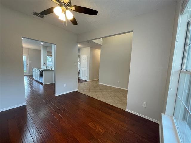 Building Photo - 2713 Chatsworth Dr