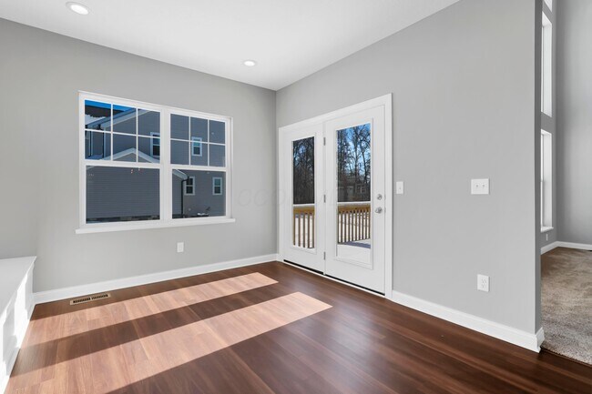 Building Photo - 12122 Warbler Wy