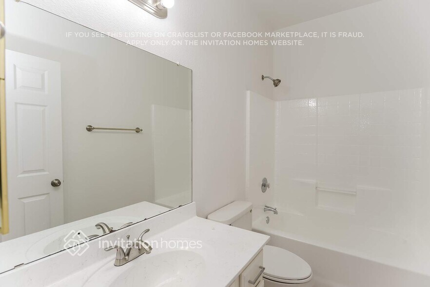 Building Photo - 1763 E Constitution Dr