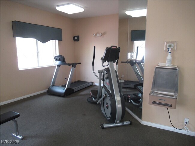 Building Photo - 5125 W Reno Ave