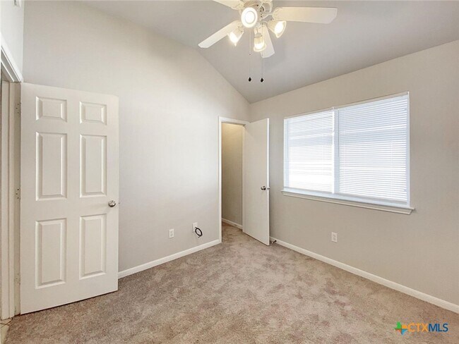 Building Photo - 8314 Sunset Trail