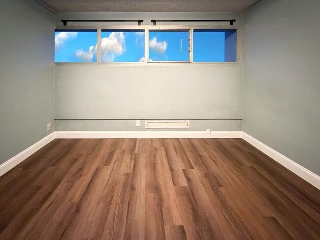 Building Photo - 1313 Lincoln St