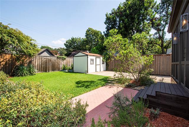 Building Photo - 1134 N Clinton Ave