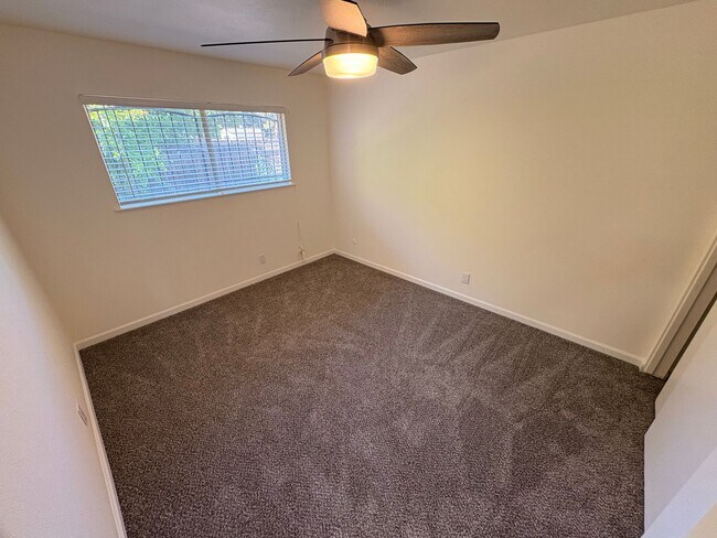 Building Photo - 0817