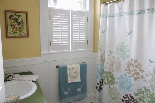 Building Photo - 350 Harrison Ave