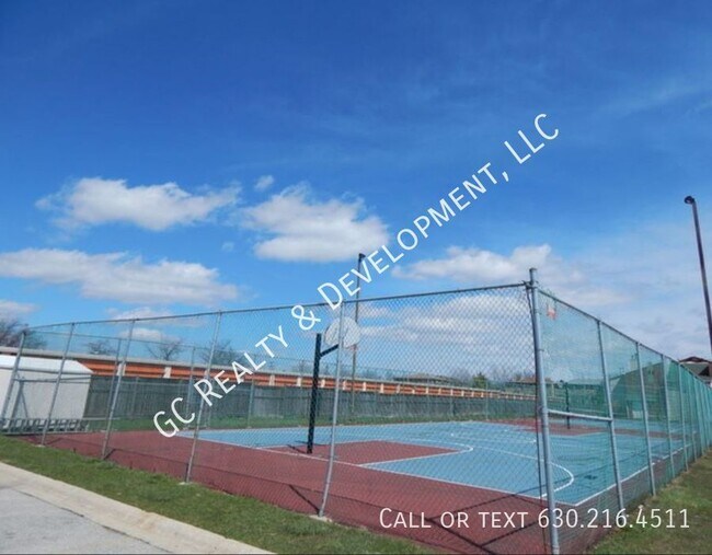 Building Photo - 1251 Wyndham Dr