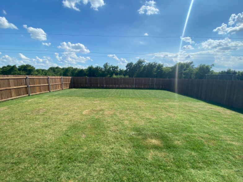 Building Photo - 3026 Estuary Dr