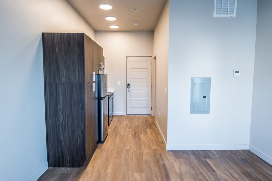 Greenprint Gateway Apartments Home! 592 W 200 S Salt Lake