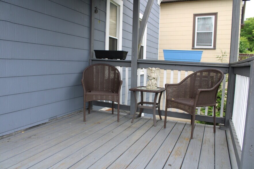 Building Photo - 23 Lafayette St