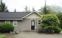 Building Photo - Charming 2-Bedroom Home in the Heart of Downtown Gig Harbor