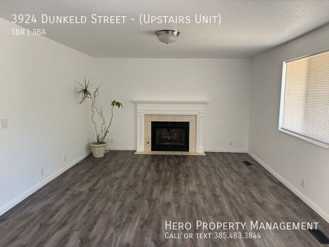 Building Photo - 3924 Dunkeld St