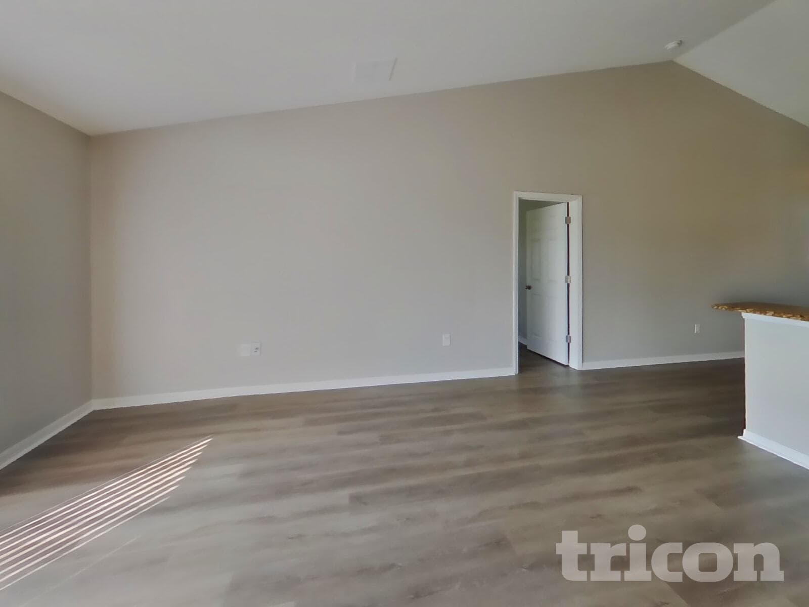 Building Photo - 1044 Darlington Ct