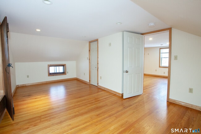 Building Photo - 85 Quarry Rd