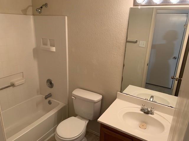 Building Photo - 9929 Blue Bell Dr