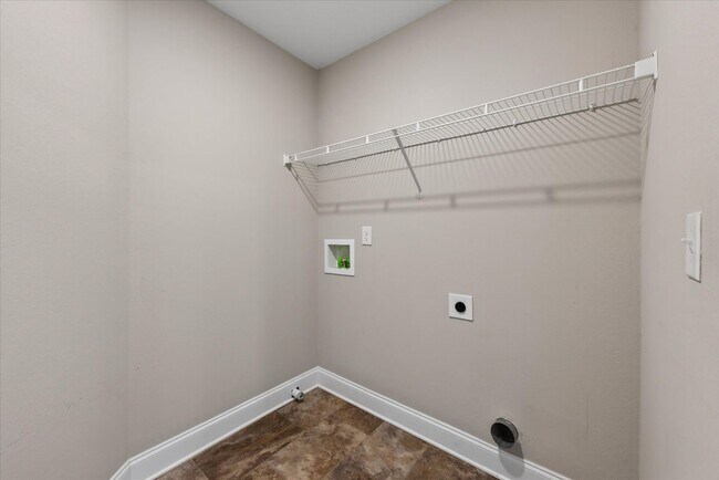 Building Photo - 1196 Black Oak Cir