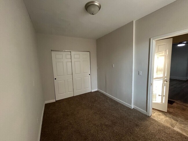 Building Photo - Newly Updated 3 bedroom 1.5 Bath in Cheviot