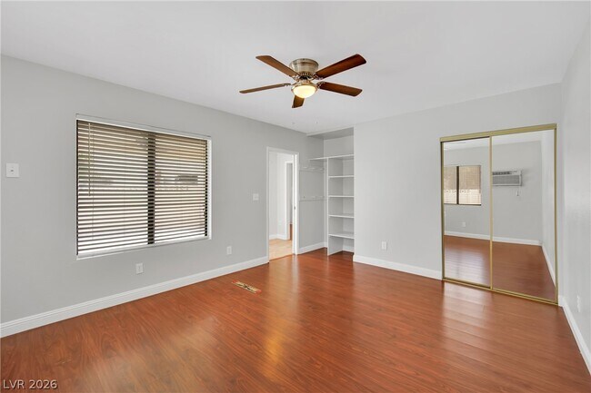 Building Photo - 8136 Spur Ct