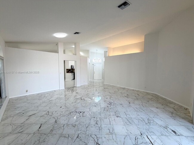 Building Photo - 3951 Redondo Ct