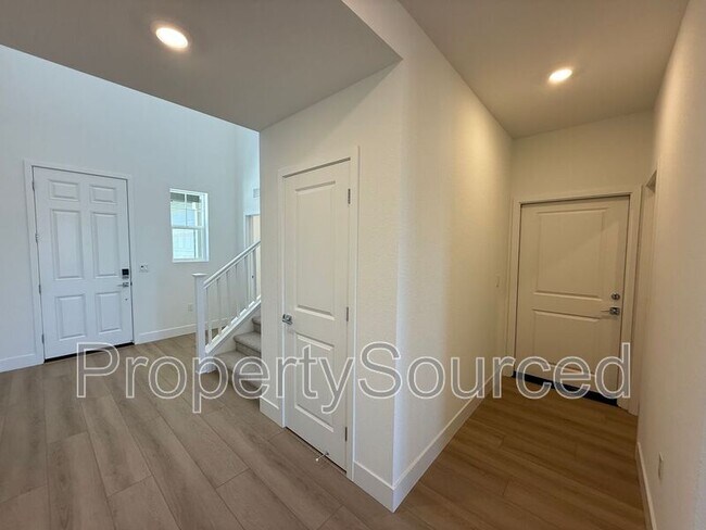 Building Photo - 1336 Martorella Ave