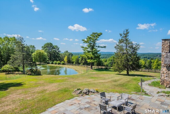 Building Photo - 55 Bishop Ln