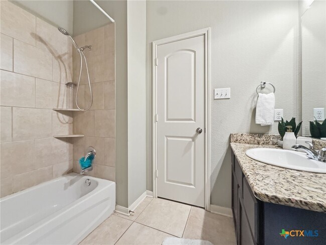 Building Photo - 3507 Rusack Dr