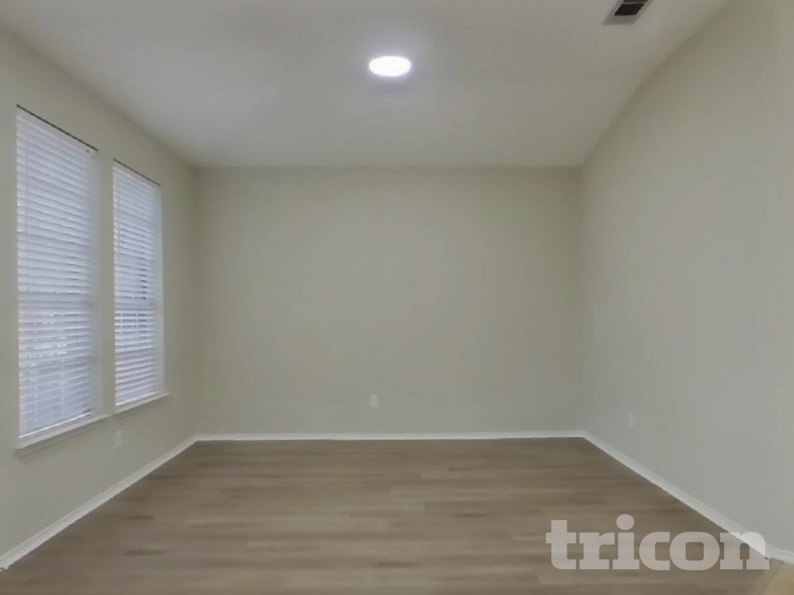 Building Photo - 3413 Fashion St