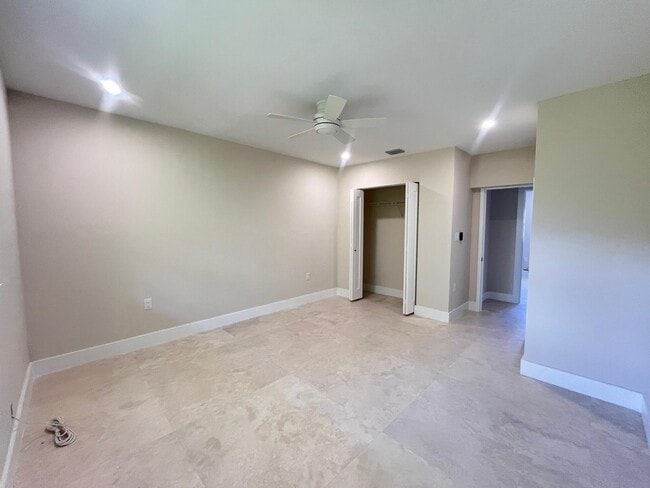 Primary Photo - 18 Crossings Cir