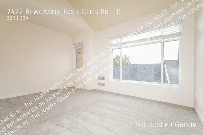 Building Photo - 7422 Newcastle Golf Club Rd