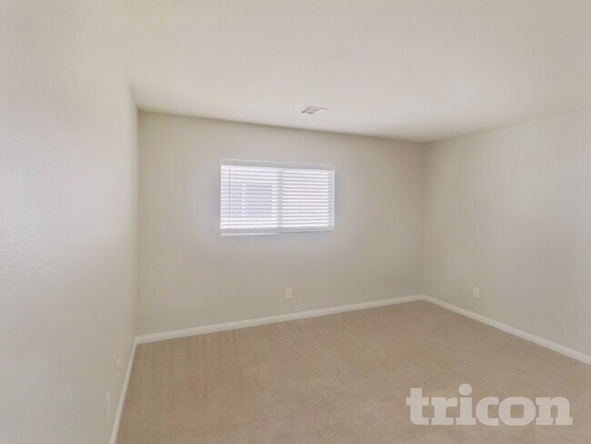 Building Photo - 697 Wallington Estate St