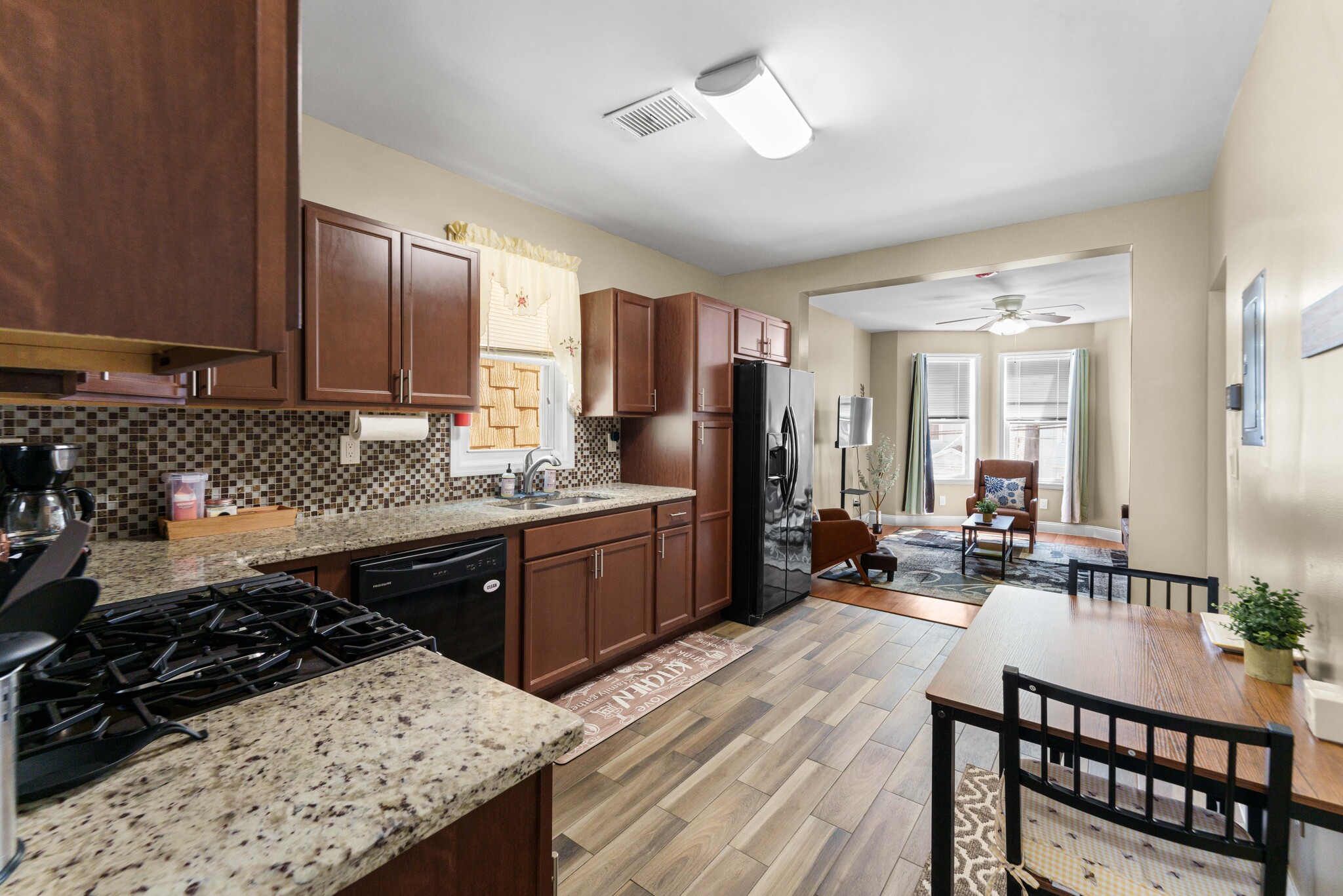 Building Photo - 172 Wilkinson Ave