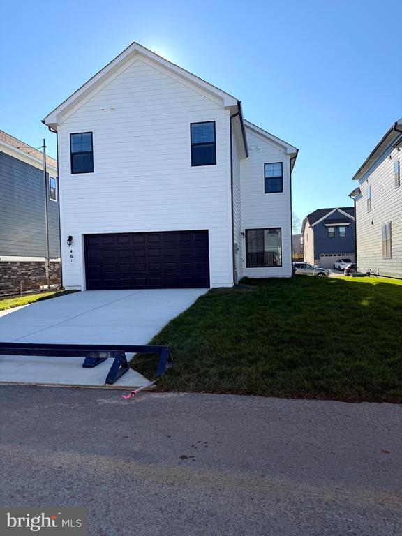 Building Photo - 461 Hanson St