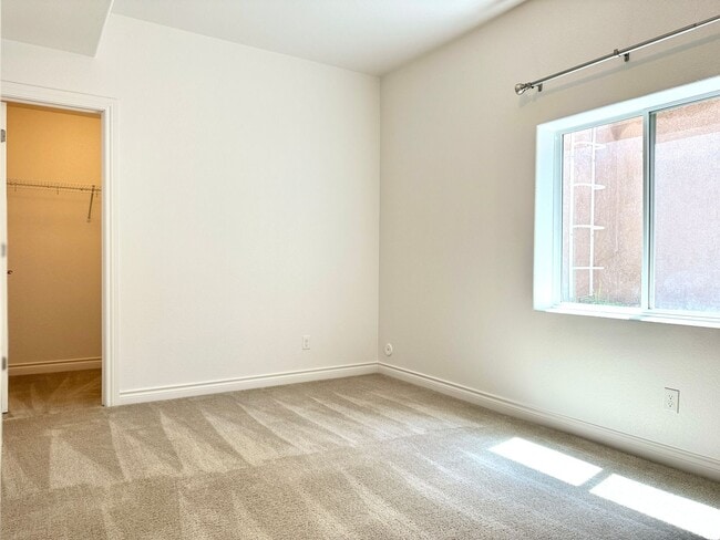 Building Photo - FABULOUS 2 STORY IN WOLF RANCH