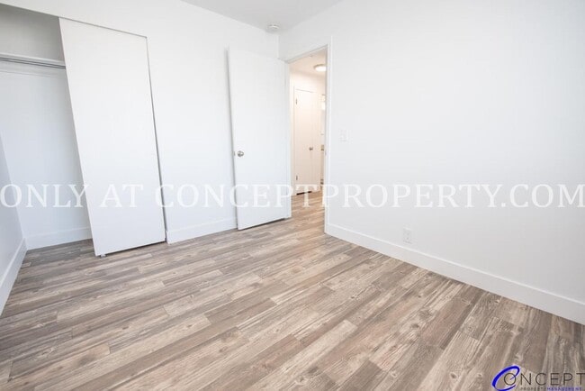 Building Photo - Newly Remodeled 5-Bedroom Home | 2-Car Gar...