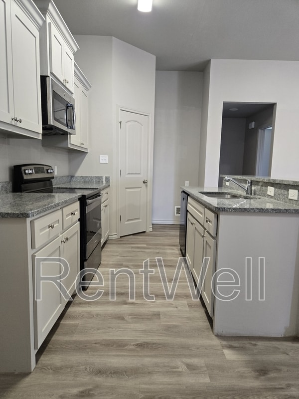 Building Photo - 17815 Private Rd 2160