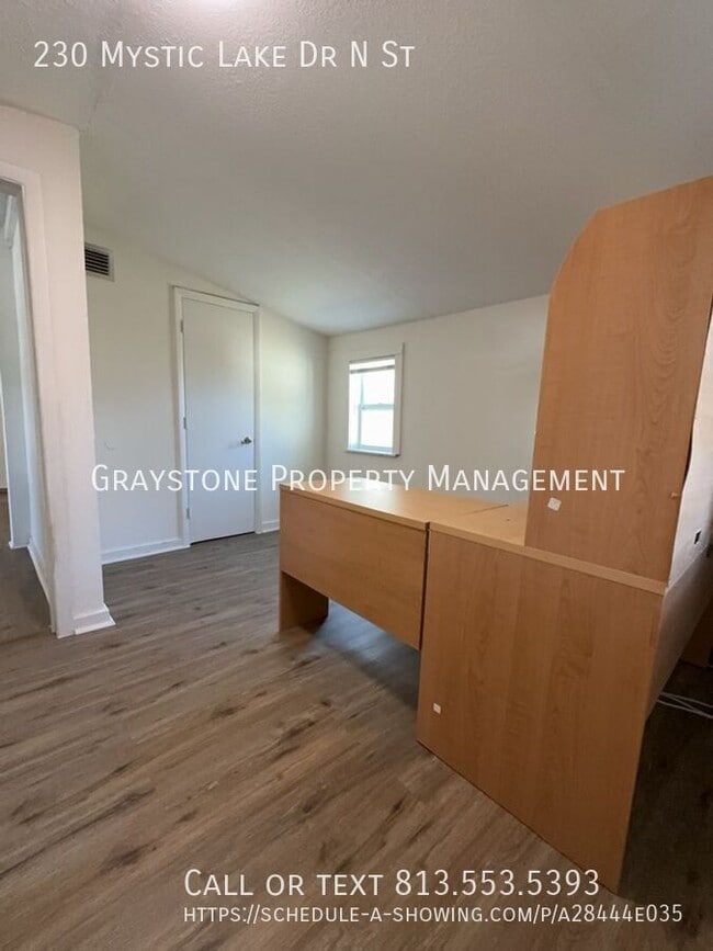 Building Photo - 230 Mystic Lake Dr N