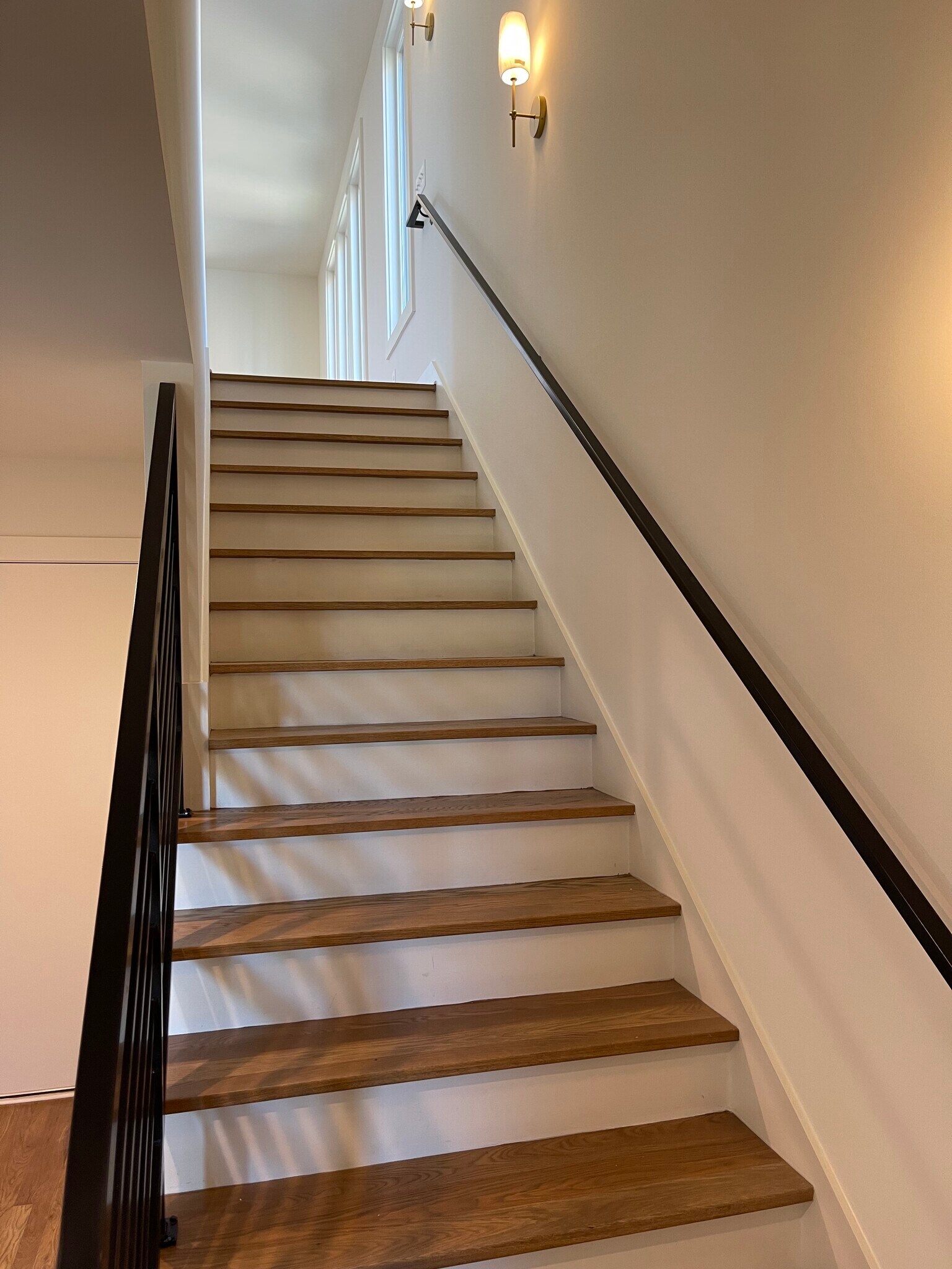 1st Floor Staircase - 110 Oceola Ave