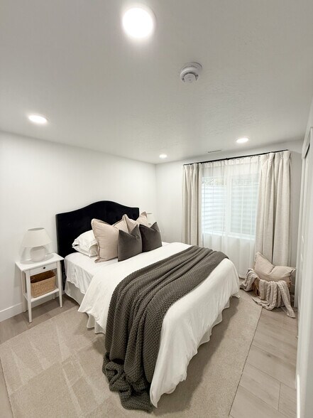 Bedroom - 2039 N 3960 W