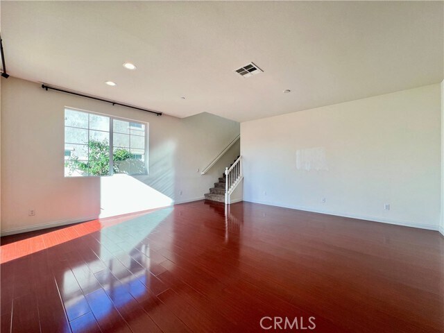 Building Photo - 6614 Mogano Dr