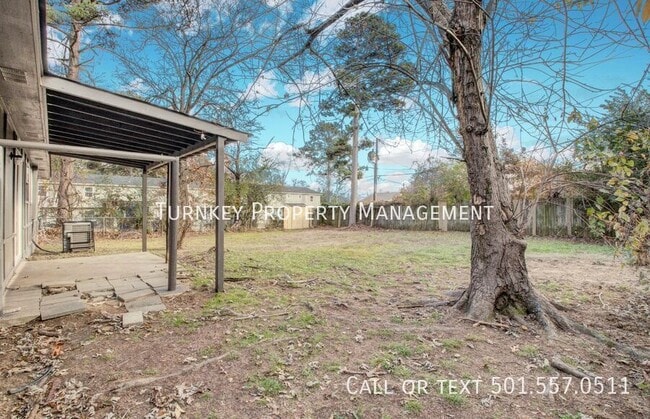 Building Photo - 9203 Labette Dr