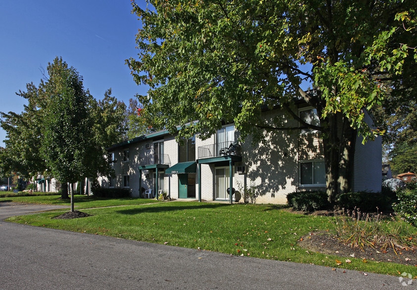 Winterberry Village Apartments 23629 Delmere Dr North Olmsted OH