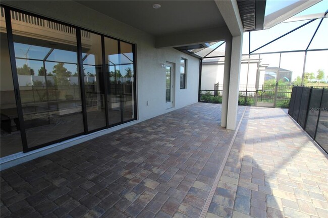 Building Photo - 15233 Sea Salt Wy