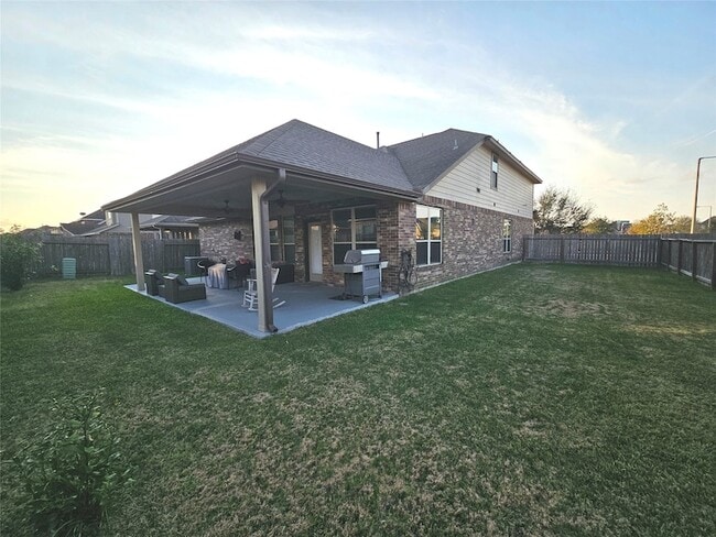 Building Photo - 402 Stockport Dr