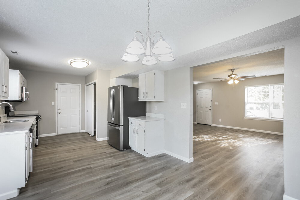 Building Photo - 4029 Willow Ct