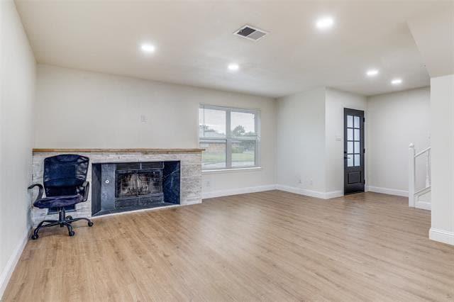Building Photo - 301 Towne House Ln