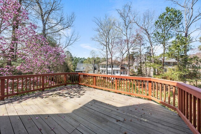 Building Photo - July Move-in, Cary Park!