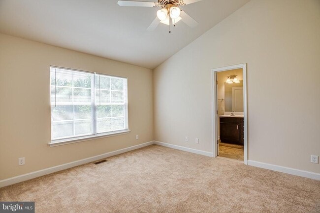 Building Photo - 92 Andrews Pl