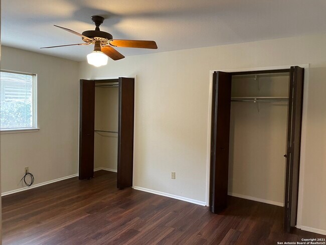 Building Photo - 5314 Peppermint Ln
