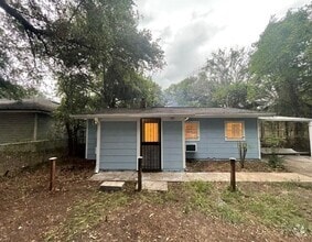 Building Photo - 1208 Brinkley Ct