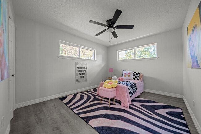 Building Photo - 1109 Moody St